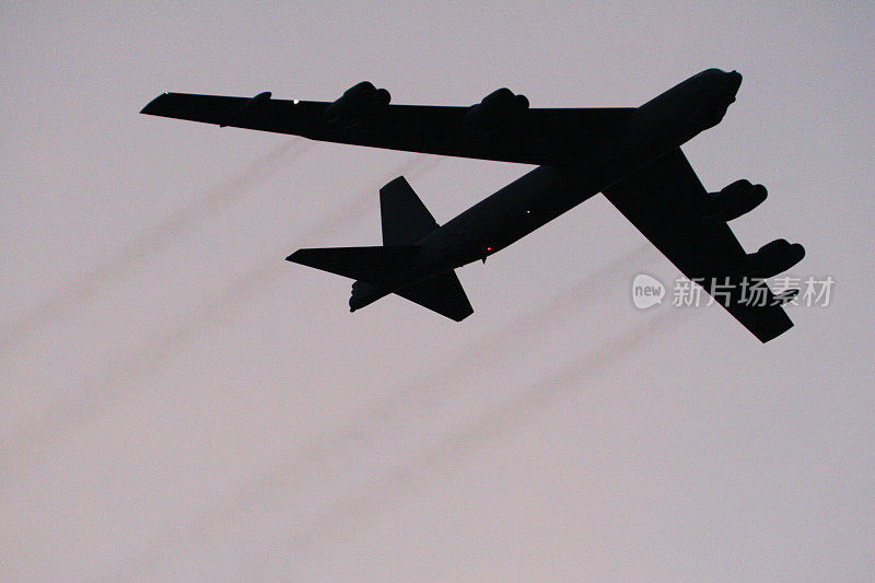 b - 52飞机轮廓